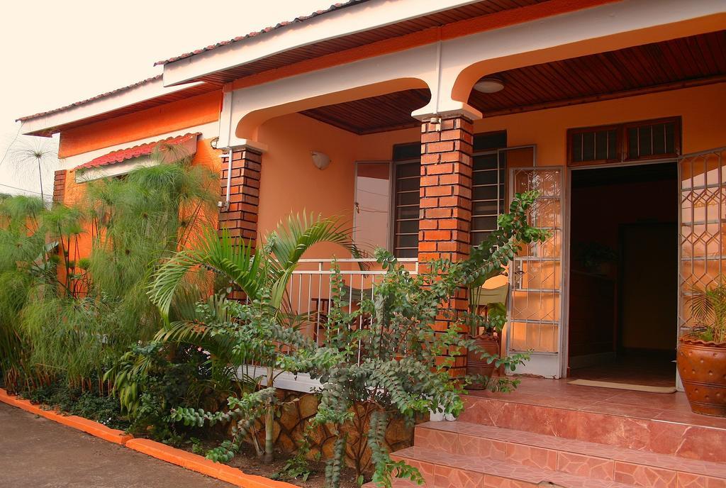 Hotel Acacia Kampala Exterior photo