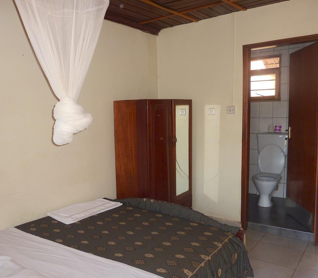 Hotel Acacia Kampala Room photo